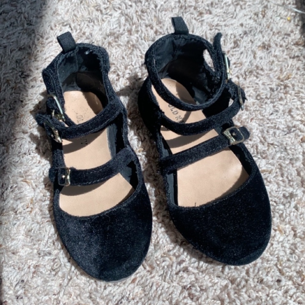 Old Navy black toddler flats